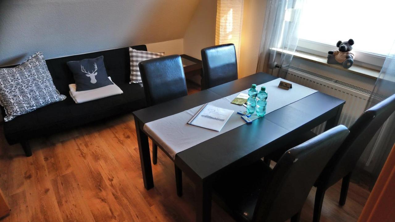 Private Zimmer Bei Der Weser-Ems-Halle โอลเดนบวร์ก ภายนอก รูปภาพ