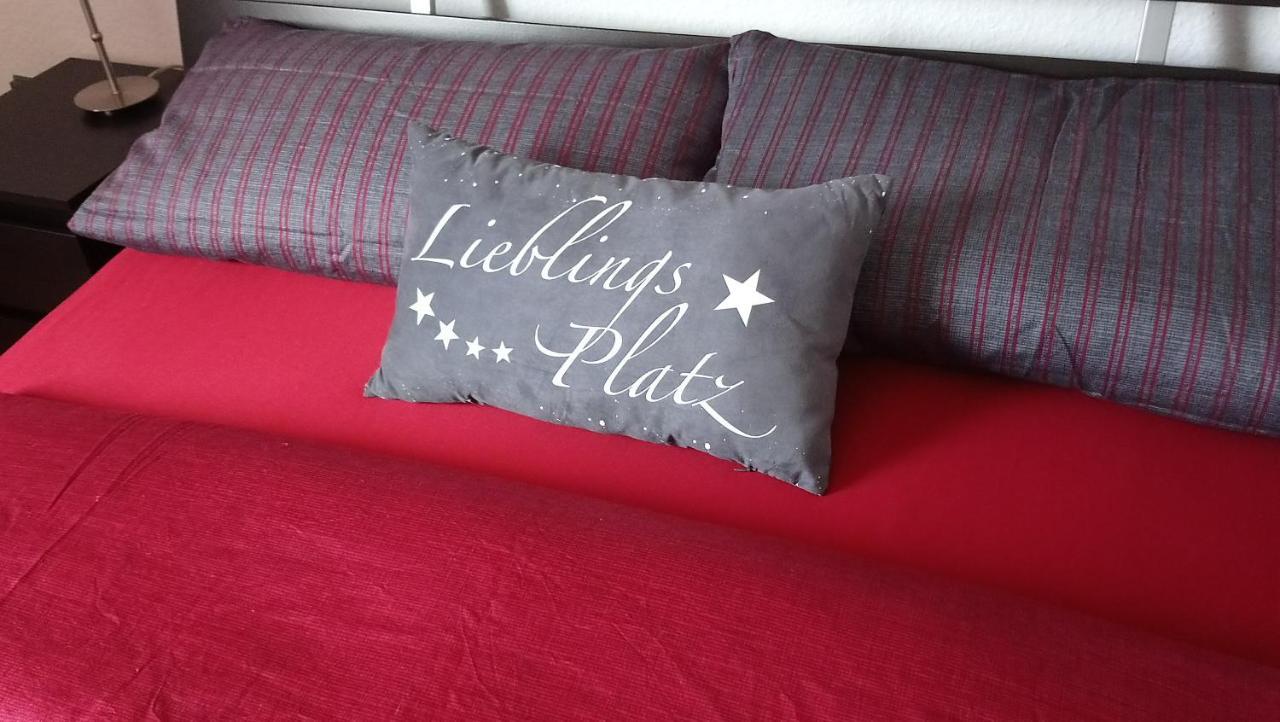 Private Zimmer Bei Der Weser-Ems-Halle โอลเดนบวร์ก ภายนอก รูปภาพ